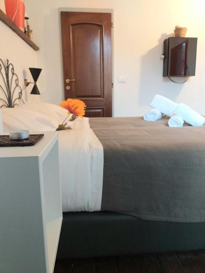 Suite Via Faenza Firenze Bagian luar foto